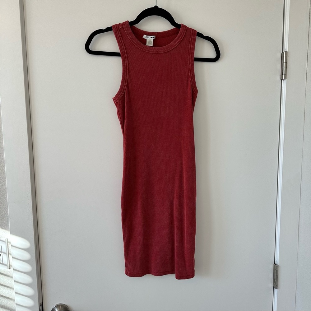Maroon Ribbed Bodycon Dress